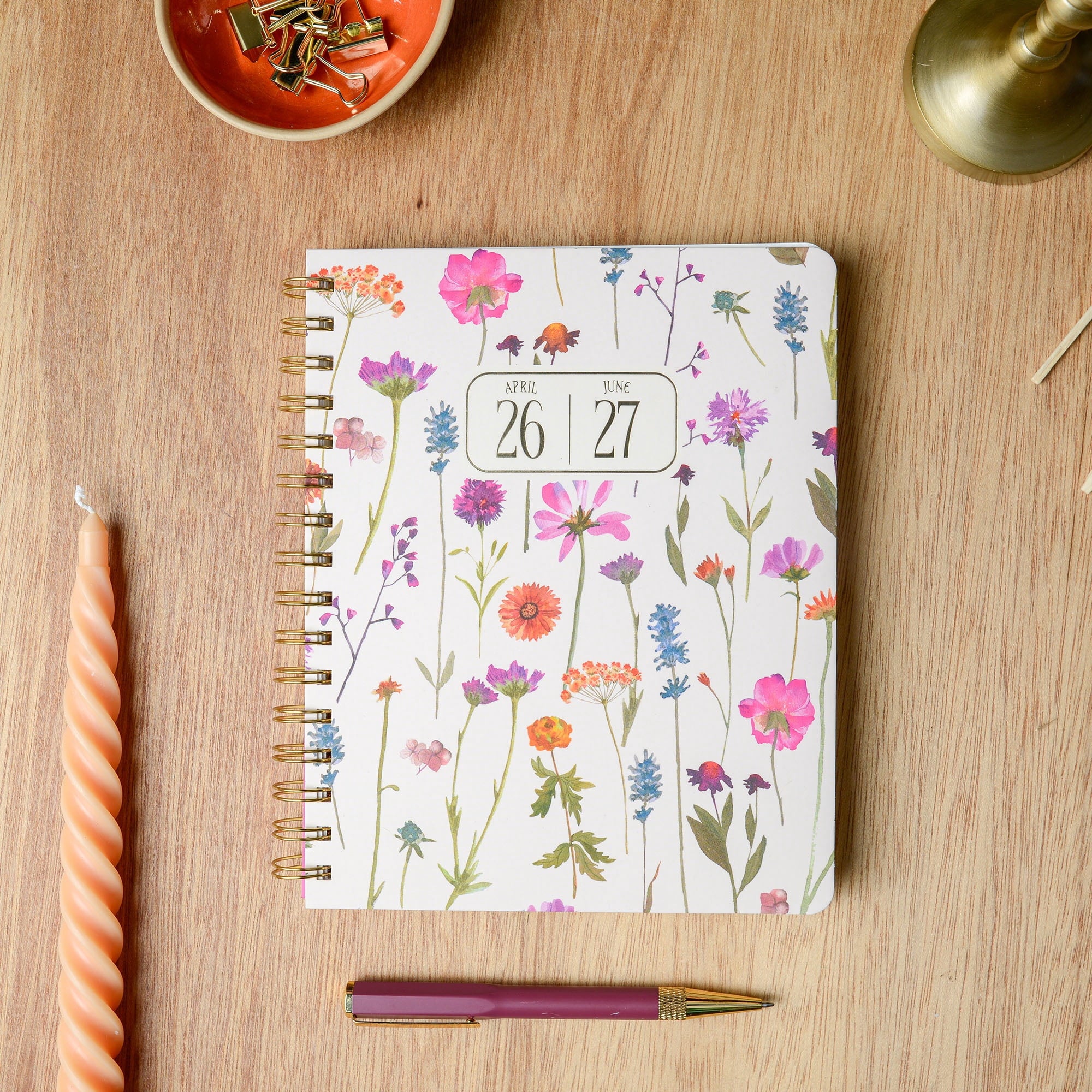 Think Ink 15 Month Weekly Planner 6.75" x 8.37" Cream Wildflower, Apr 2026 - Jun 2027 - Image 2