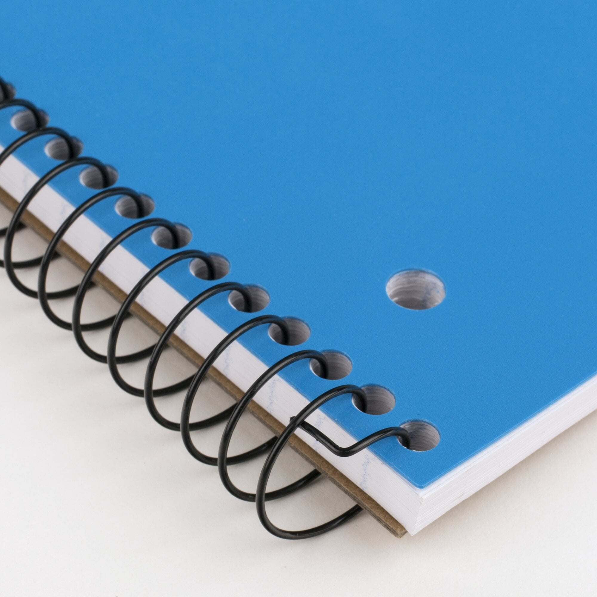 Spiral Notebook, 1 Subject, Wide Ruled, Plastic Cover, 8" x 10.5", 5 Pack - Image 5
